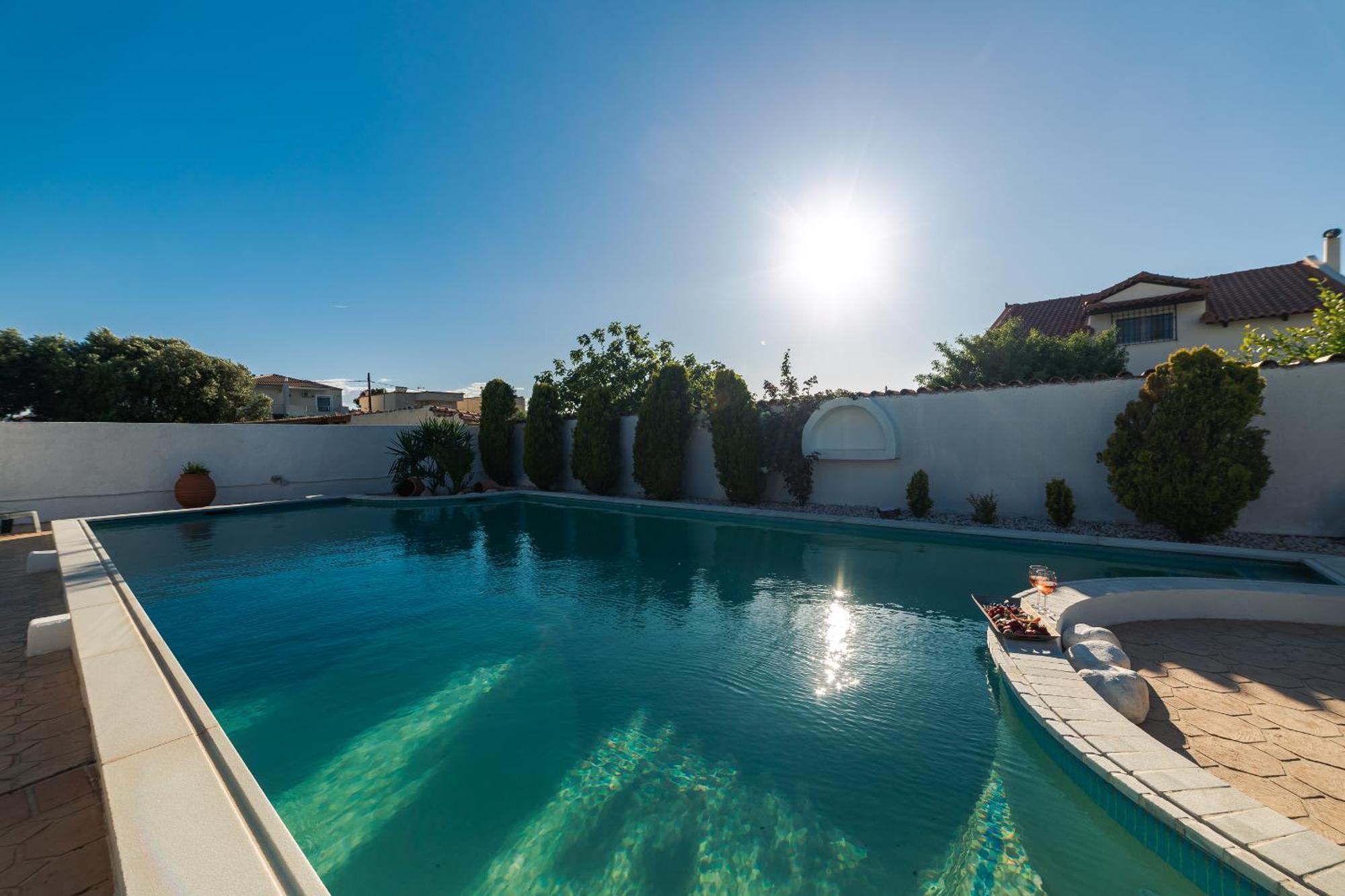 Lagonisi Luxury Escape Exterior photo